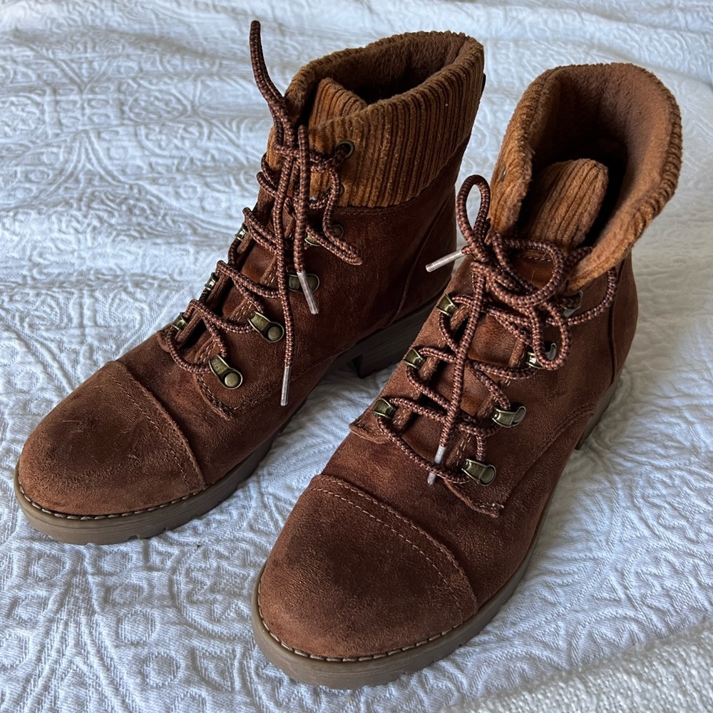 Target boots - Picture 2 of 3